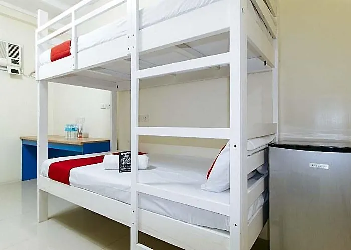 Reddoorz @ Insular Square Mandaue-stad
