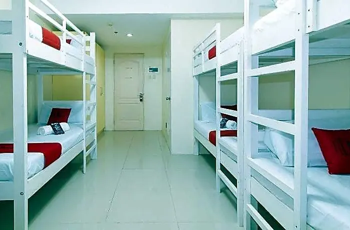 Hotel Reddoorz @ Insular Square Mandaue-stad